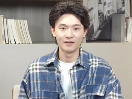 野卡跑路后ChatGPT Plus 还能安全便捷的充值吗?答案是当然可以!
作为AI来说GPT的功能深受人们喜爱但充值却让国内网友十分头疼,信用卡、礼品卡、虚拟卡… 网上攻略五花八门,操作复杂还暗藏风控、封号、跑路风险。今天帮你找到 “省心 + 安全” 的最优先看对比:4 种充值方式优劣一目了然方式操作难度核心风险适合人群境外信用卡直充★★★★☆风控冻结、汇率波动有海外账户的 “技术党”礼品卡绑定★★★☆☆卡源造假、账号封禁爱折腾的 “羊毛党”虚拟卡平台★★☆☆☆平台跑路、提现困难想省钱但不怕麻烦的用户正规代充★☆☆☆☆需验证平台可信度(防诈骗)追求便捷的大众用选对渠道 的代充,能解决 3 大核心痛点:
✅ 资金安全:告别 “资金池” 风险正规代充采用 “单独立结算”,充多少付多少,没有平台挪用资金的隐患,彻底规避 “跑路、冻结” 雷区。
✅ 支付便捷:微信 / 支付宝直接用不用折腾境外卡,国内常用支付方式直接支持,3 分钟完成充值,对小白友好
✅ 售后兜底:充不上可退款部分平台承诺 “到账失败全额退”,还能自主控制续费(不绑定自动扣费),灵活度高。
总结:充值核心逻辑GPT Plus 充值不难,难在 “平衡便捷与安全”:
境外卡 / 礼品卡:适合有经验、能承担风险的用户;
虚拟卡:适合追求极致低价,但需接受 “折腾成本”;
正规代充:适合大多数人#GPT #gpt4 #ChatGPT #代充 #GPTplus