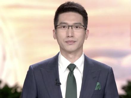 "天梯"不是车企博眼球的"试验场" #奇瑞新车攀爬天门山天梯 下滑台阶撞倒护栏 #张家界 #天门山 #奇瑞