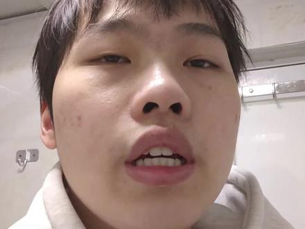 霸王茶姬请人喝奶茶,难道你还会不知道?#霸王茶姬 #小凯同学 #dou上热门 #免单 #种草激励计划 @DOU+小助手 @DOU+上热门 @抖音 @抖音小助手 @创作灵感小助手 @抖音创作灵感 @抖音作者会客厅 @抖音创作工具研发团队 @抖音AI资讯 @抖音精选官方账号 @Jack要加油 @痣慧星 @可爱爸爸