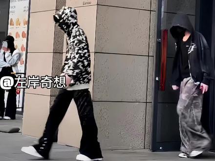 #左奇函生日应援 #热门 #热点 @DOU+小助手 @抖音小助手 @抖音创作灵感 @抖音热点 @抖音热门