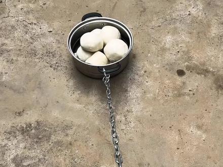 俺们河南人都是这样溜馍的#泰裤辣 #精神状态良好