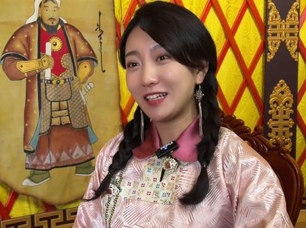 外蒙跟内蒙的语言一样吗~#内蒙古 #巴彦淖尔 #方言 #蒙古族