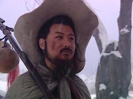 “配音大佬”演绎最经典林冲?看周野芒眼神就知道了! #水浒传