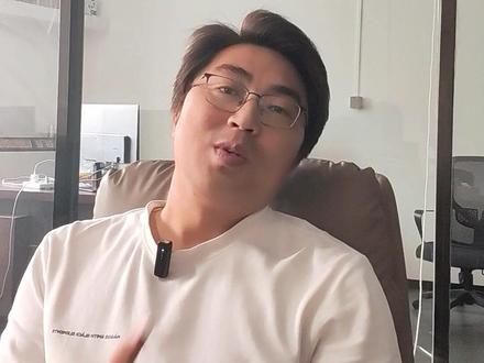 抖音暗限流怎么解决?亲测 7 步 7 天恢复流量 一条 AI 中小企业落地 SOP 图文被判定引流违规,5 条口播遭遇抖音暗限流,只有粉丝能看没有系统推荐。今天把抖音不承认的灰名单机制讲透,分享我亲测有效的 7 步自救法,90% 的账号 7-14 天能恢复流量。
#抖音暗限流
#抖音限流怎么办
#抖音运营干货
#抖音违规申诉
#灰名单