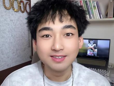 撕婚1月23日重磅上线,小孩叔刘萧旭与兔子牙朱容君首搭,cp感拉满#刘萧旭 #兔子牙 #撕婚