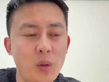 请家长们放心,孩子一切都好 五一假期,5.1武亮老师在老家宁夏直播~
张姩菡小朋友,棒棒哒~#峰学蔚来 #张雪峰 #峰学蔚来武亮 #五一
