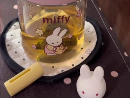 真的太喜欢我新买的米菲兔水杯啦#米菲兔 #可爱