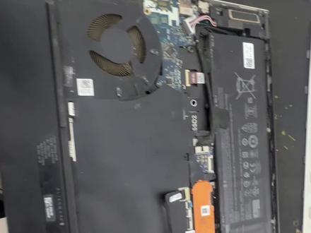 #戴尔外星人笔记本
#专业的事交给专业的人
清灰除尘,更换风扇