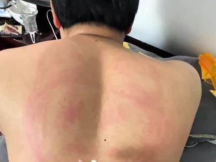 果然人在干坏事的时候,永远不会嫌累。大家下次想看画什么?评论区留言#挠痒痒 #干坏事