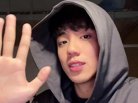 #烤羊肉串 #美食 #美食探店
今天吃喜羊羊