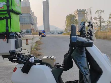 电池仓太小放不下租的电池怎么办#电动车锂电池 #外卖员 #外卖电动车