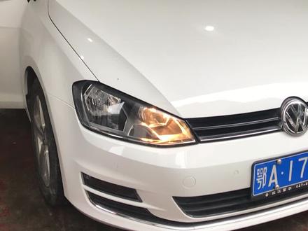 新款大众换档杆停车位置锁止开关维修,只要10块钱,#大众变速箱维修 #汽车修理工#宝马5系空调 @武汉安捷名车