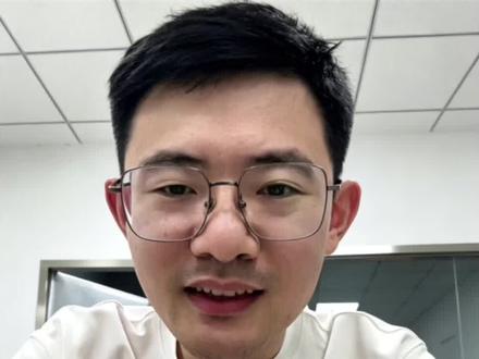 跟着我的方法用AI,成为特级教师指日可待! 跟着我的方法使用AI,早晚有一天你也会成为特级教师!尤其善于使用工具的信息老师们,更要早早用起来呀!!!
#人工智能教育#人工智能赋能教学#信息科技老师#信息科技教学#教育技术