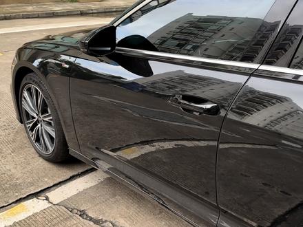 奥迪无钥匙进入系统如何正确操作使用?前后门都可以使用。 #无钥匙进入系统 #奥迪 #奥迪a6l #每天一个用车知识 #抖音汽车 #dou是好车