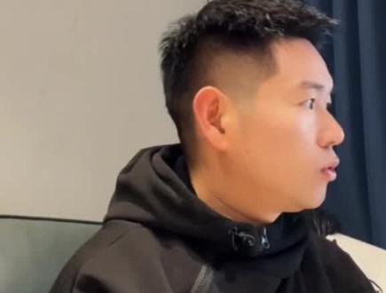 @索图(小号)
索图大舞台王队离开真实原因,看看他怎么说的@大舞台直播 #直播录屏分享 #做好自己问心无愧