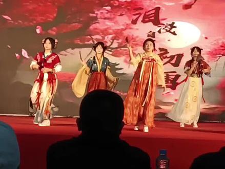 祝石脑中学2025届学子们高考顺风顺水双一流!