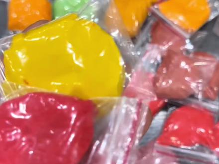 原来面粉真的可以做出来橡皮泥,而且还这么好玩呀#面粉橡皮泥#手工制作#亲子手工 #育儿#手工橡皮泥