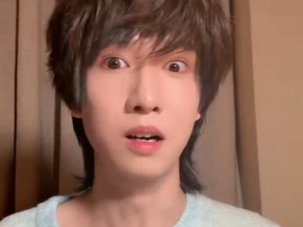 ing多给童禹坤开直播好吗?好的,巨搞笑,全程没有一分钟苹果肌是扁平的#搞笑 #续集更新中 #好运连翻倍 #童禹坤 #直播录屏分享