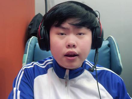 还记得小时候跟朋友一起刷图的时光吗 #穿越火线 #回忆 #cf