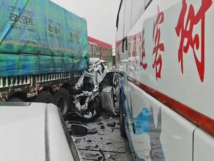 #米沙子#京哈高速#高速 #高速事故 刚看见有个汉兰达车主媳妇回应视频。2月5号京哈高速米沙子段事故