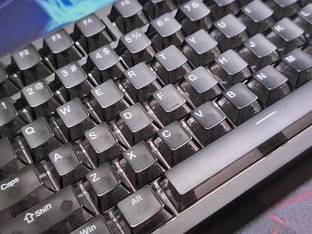 【键盘推荐】艾石头MG75V2磁轴键盘,性能提升,价格缩水,纯纯是平民党的福音#数码科技 #电竞外设 #磁轴键盘 #艾石头MG75V2 #艾石头