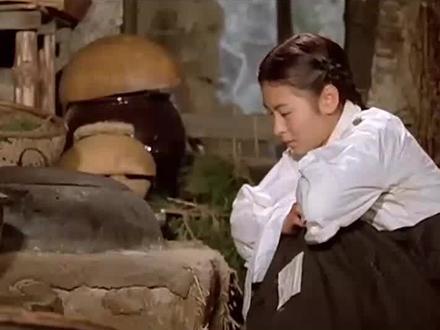 韩国另类抗日战争电影,题材大胆,骂起自己来又狠又毒!