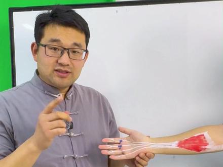 中指食指腱鞘炎,弹响指,看看推拿怎么做 #腱鞘炎 #推拿 #腱鞘炎鼠标手 #弹响指