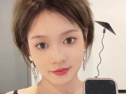 苹果13pro max和13pro拍照实测 2cc99c6e096728b95ca847236ec6cd9b~tplv-dy-resize-origshort-autoq-75:330.jpeg?x-expires=2017555200&x-signature=%2Fg3mch9TgWZebantvN0UXbrcBYw%3D&from=3213915784&s=PackSourceEnum_AWEME_DETAIL&se=false&sc=cover&biz_tag=pcweb_cover&l=20231210160400E2F14A0C9A7DBBF77619