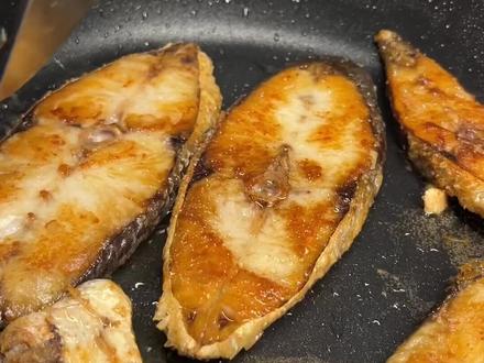 3秒就能学会的马友鱼做法#煎鱼 #美食vlog #抖音美食 #美食 #抖音美食推荐官 #徐闻特产 #徐闻美食