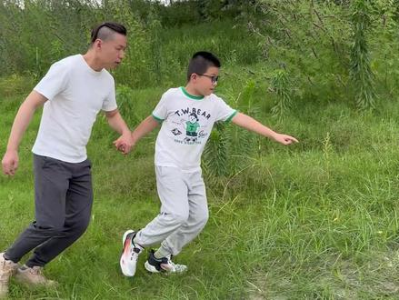 小朋友都爱看的搞笑视频#亲子早教#亲子互动#3到6岁儿童益智早教视频#小朋友都爱看#爱学习的小可爱是人间理想