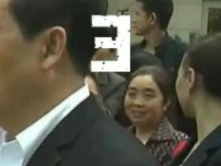 富商2岁儿子离奇消失,32年后在农村找到#感动瞬间 #愿天下无拐#一定要看到最后
