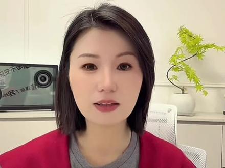 小眼妹一说起图图眼里全是爱❤️#索图大舞台 #索图 #小眼妹 @索图 @索图(小号)