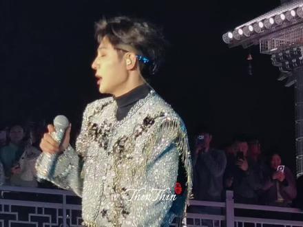 世界突然变的好安静只剩心跳的声音@高迪 @精彩高迪工作室 #神级现场 #精彩高迪 #万岁山武侠城