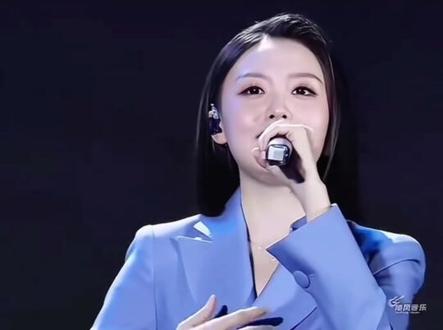 徐子尧眉山演唱会,一声“尧尧不哭”,看哭了所有人#徐子尧#徐子尧眉山演唱会 #徐子尧粉丝见面会