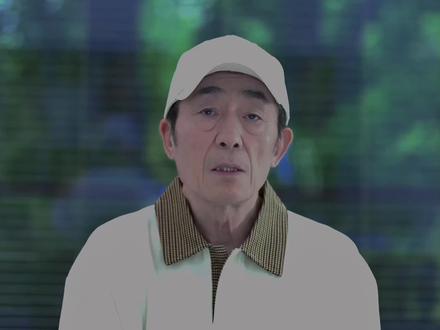 【国际知名导演张艺谋祝贺赵季平音乐艺术馆5月23日开馆】岁月流转,乐韵长鸣。值毛泽东同志《在延安文艺座谈会上的讲话》发表84周年之际,我校赵季平音乐艺术馆将于5月23日正式揭幕开馆。这座承载着民族音乐精髓与文化传承使命的艺术殿堂,即将在美丽的西安石油大学绽放华彩,以此深切致敬赵季平先生忠于人民、深耕乐坛、铸就经典的艺术人生。为迎接艺术馆落成、礼敬先生的艺术匠心与家国情怀,党委宣传部特策划推出系列文字与视频报道,愿每一帧画面、每一段文字,都化作传递艺术力量的纽带,让先生深耕不辍的艺术风骨、扎根人民的赤诚初心与心怀家国的精神境界浸润师生心田;让动人的旋律与不朽的艺术追求,在新时代的西石大校园里赓续传承、生生不息,绽放出更加璀璨的时代光芒。#西安石油大学