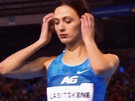 头发散落一瞬美得让人窒息~跳高女神库尔金娜也太飒了吧😊#跳高 #女神 #夺冠2021