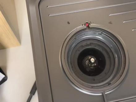 百胜图咖啡机研磨器深层清洁
解决突然容易堵,突然变粗,突然变细等问题。#咖啡机保养