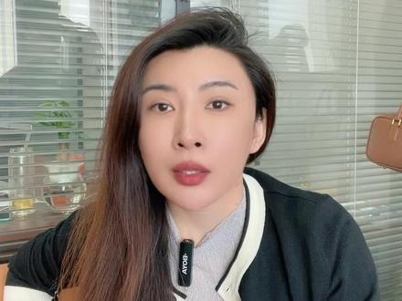 航空票务员是做什么的 一个月能赚多少钱? #就业 #大专生