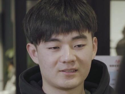 与网友见面需谨慎,信息不要透露过多以免被利用!我是小宇,帮女性远离伤害!#女性 #安全