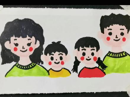 爸爸一小时画的全家福VS我一小时画的全家福,看看你更喜欢谁的
#简笔画 #简笔画教程 #创作灵感 #画画 #儿童简笔画 #人物简笔画 #人物 #人物画法 #全家福简笔画