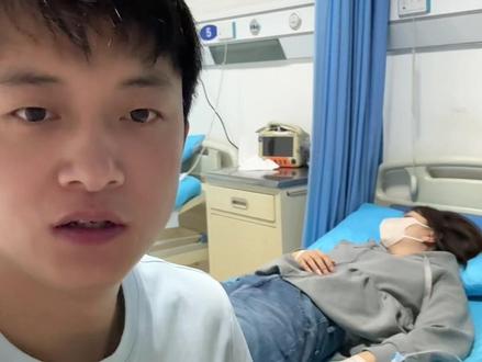 对不起姐姐阿姨们,最近搬来成都因为身体原因停更了很久,我跟麻琴两个人都被感染了,这两天身体调理差不多了会好好更新和直播的,我也会把麻琴照顾好让她在异国他乡好好的#西柚麻琴