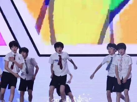 到底从哪抓来这么多天赋怪 #时代峰峻 #tf家族 #五代 #天赋怪 #练习生