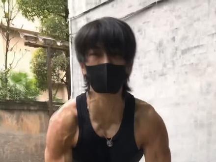慢慢来别着急,没关系,我会让你看到我的风生水起
