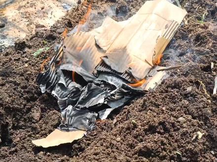 极致”土壤改良法“!杀菌除虫,一步到位 极致”土壤改良法“!杀菌除虫,一步到位#三农 #火烧土