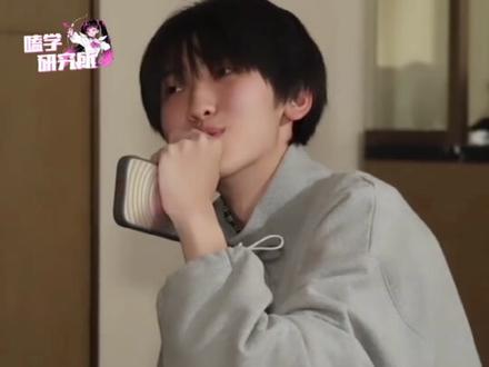 一直幸福下去吧 有很多人爱你#左奇函#TF家族#好好爱自己#生日快乐#帅哥