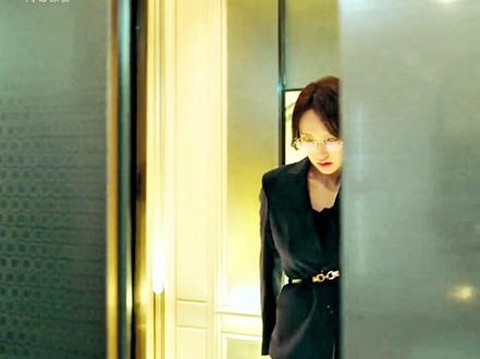 女孩能否逃离保镖的追捕 #猎奇