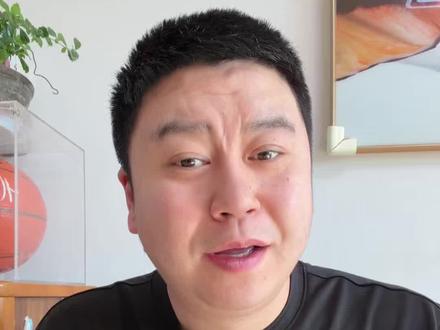 弗拉格49分惜败克尼普尔 未来的两大超级巨星之战#弗拉格 #克尼普尔 #詹姆斯 #哈登 #杜兰特