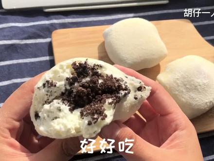 蒸熟的糯米饭揉三十分钟,包上奶油奥利奥就可以变成超级好吃的雪媚娘了,0失败#美食趣胃计划 #在家拆个小零食