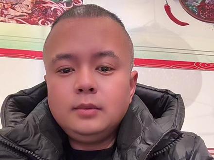 希望彤彤在另一个世界过得幸福,也希望彤彤的妈妈能够坚强,加油,同时我也很佩服唐三妹,在不提成,零收益的情况下带着几十个人帮助彤彤的妈妈开了这场直播@唐三妹 (云南阿奎老婆)