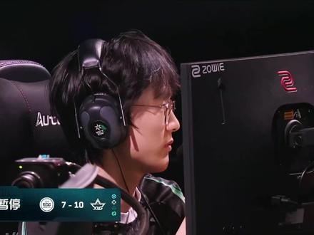 观众席有人问谁是VCT最高的山,导播直接给了球神。 #edg #球球 #xlg #vctcn